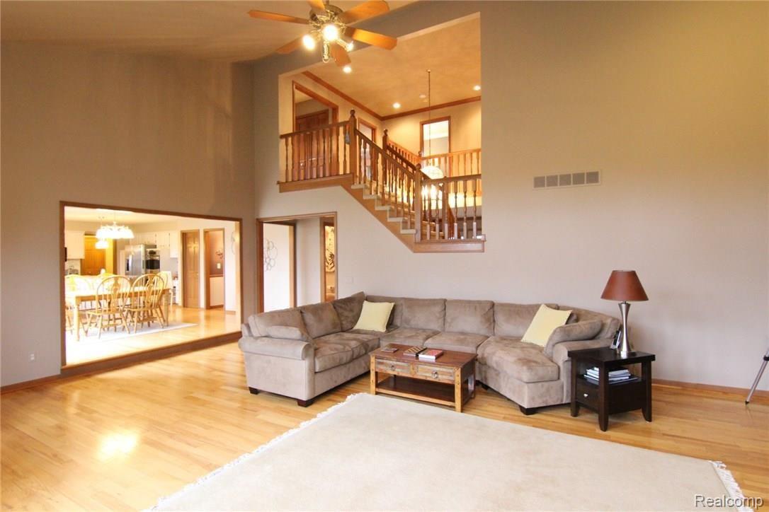 3033 Kilburn Road West Rochester, MI 48306 - Photo 13 of 52 IMG_7791.JPG