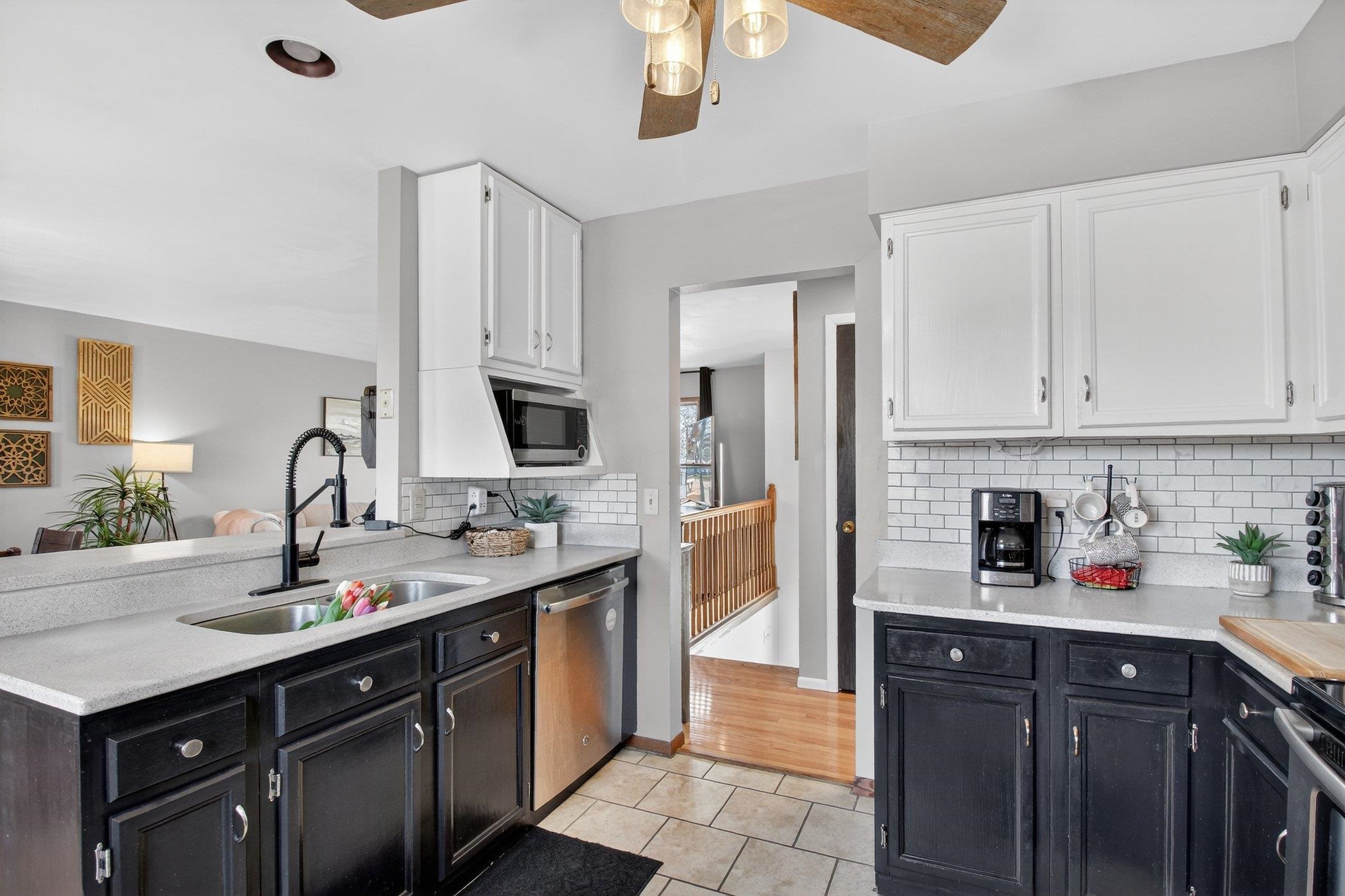 815 Florence Street Fort Atkinson, WI 53538 - Photo 9 of 26