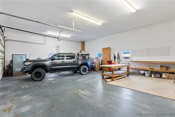 $875,000 | 172 Flagstone Road, Gravois Mills, MO 65037