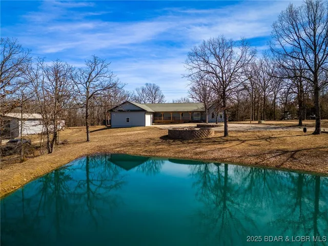 $895,000 | 172 Flagstone Road, Gravois Mills, MO 65037