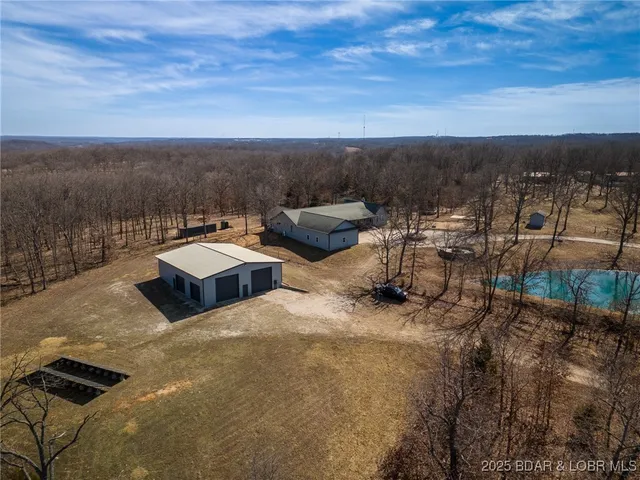 $895,000 | 172 Flagstone Road, Gravois Mills, MO 65037