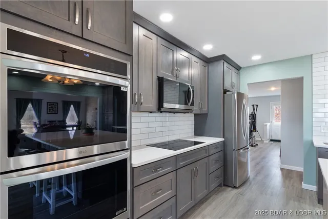 $895,000 | 172 Flagstone Road, Gravois Mills, MO 65037