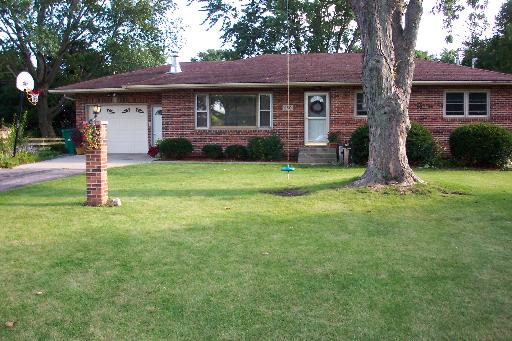 250 Swanson Road Sycamore, IL 60178 - Photo 1 of 1