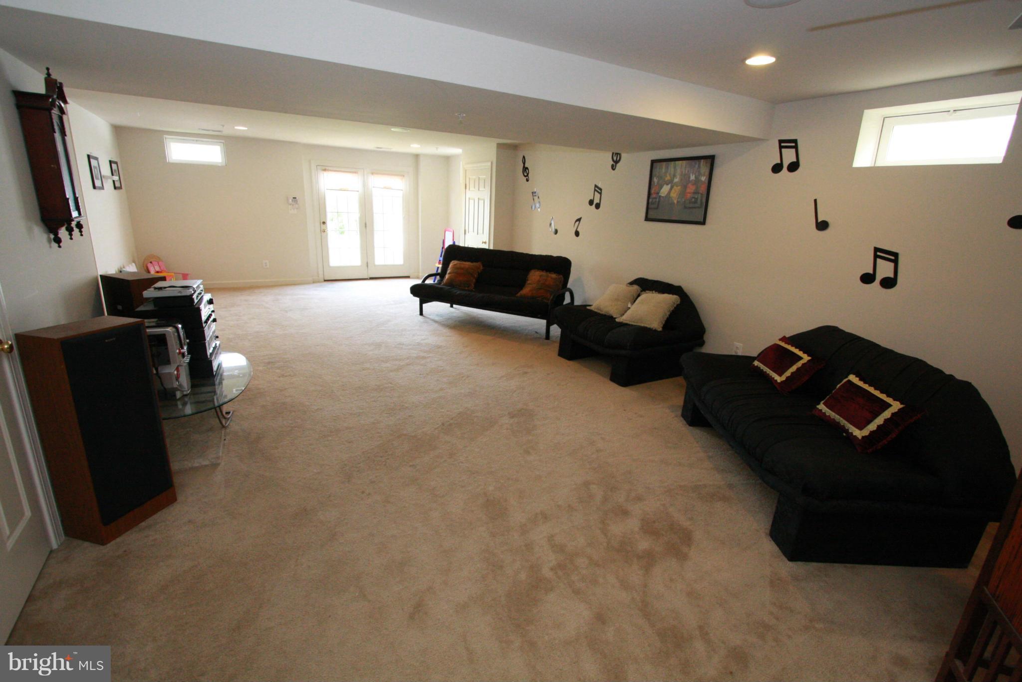 12007 Chestnut Glen Road Clarksburg, MD 20871 - Photo 20 of 29 Basement