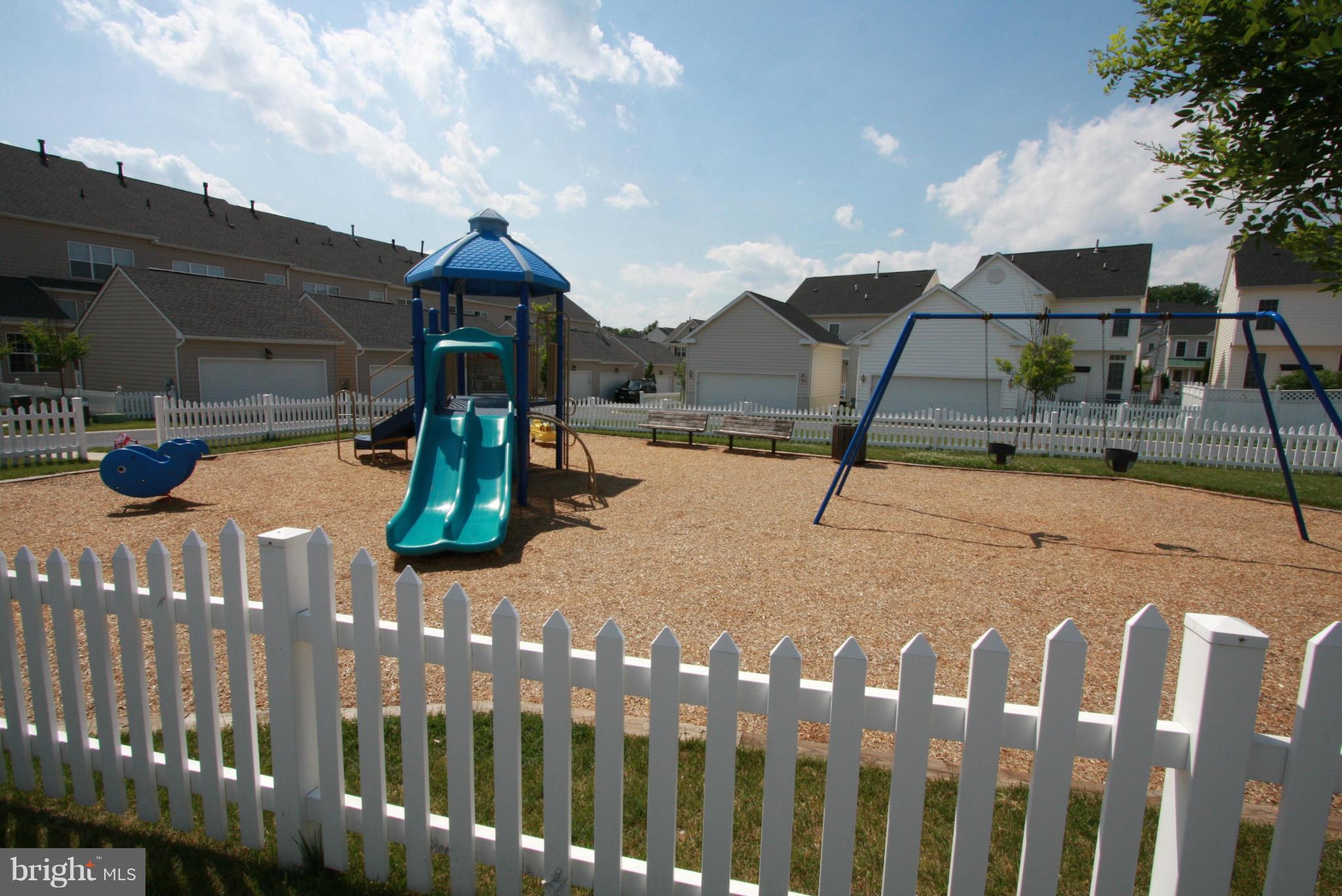 12007 Chestnut Glen Road Clarksburg, MD 20871 - Photo 26 of 29 Community