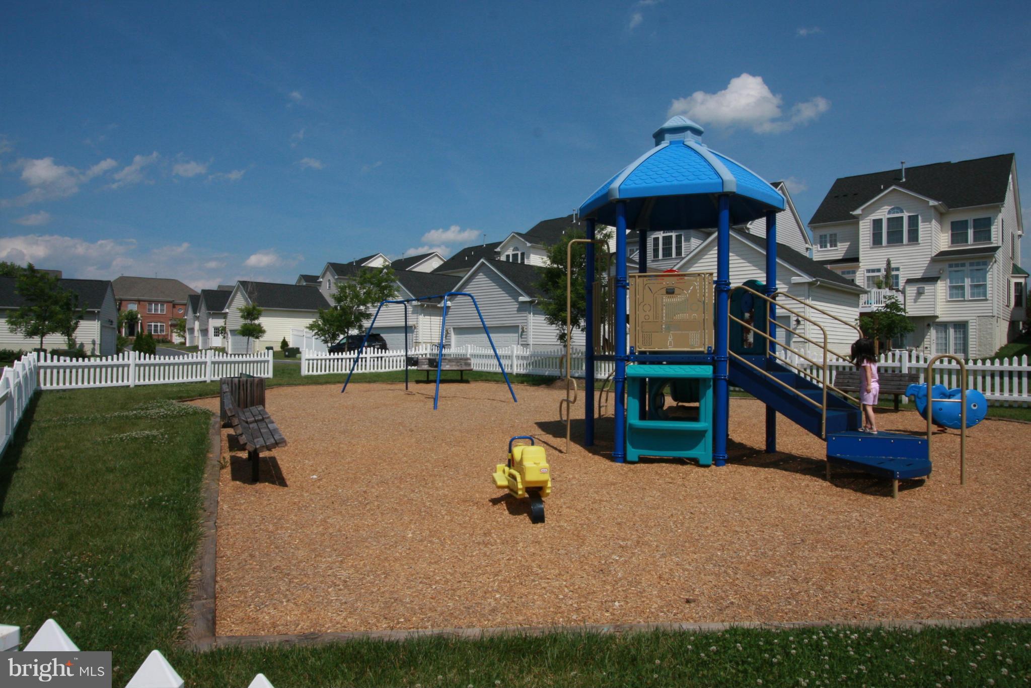 12007 Chestnut Glen Road Clarksburg, MD 20871 - Photo 28 of 29 Community