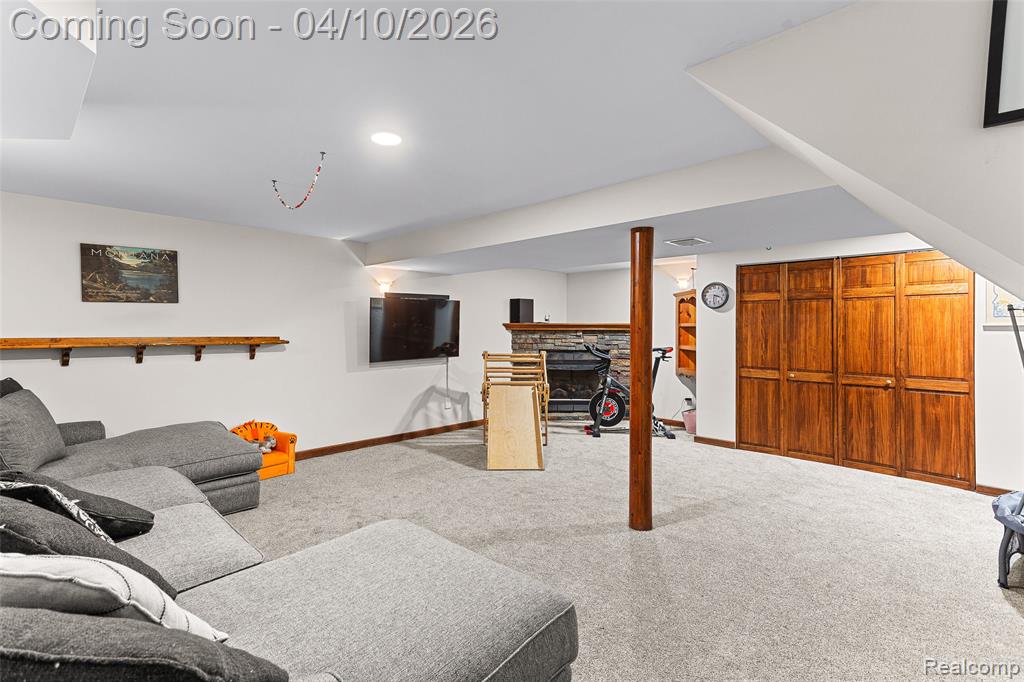 6374 Rickett Road Brighton, MI 48116 - Photo 36 of 73 Gallery Image 36