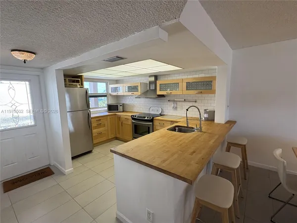 $499,000 | 1069 Hillsboro Mile, Unit 603, Hillsboro Beach, FL 33062