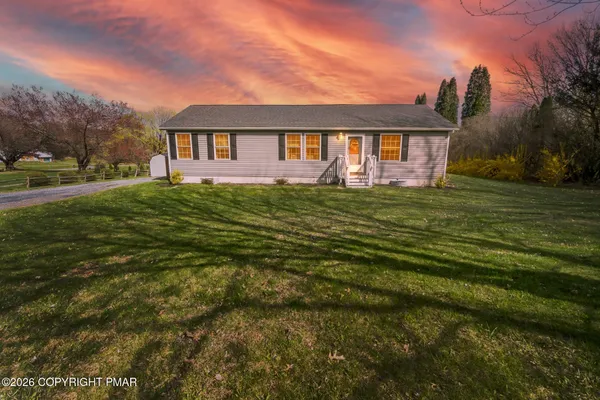 $350,000 | 838 South Dogwood Road, Walnutport, PA 18088