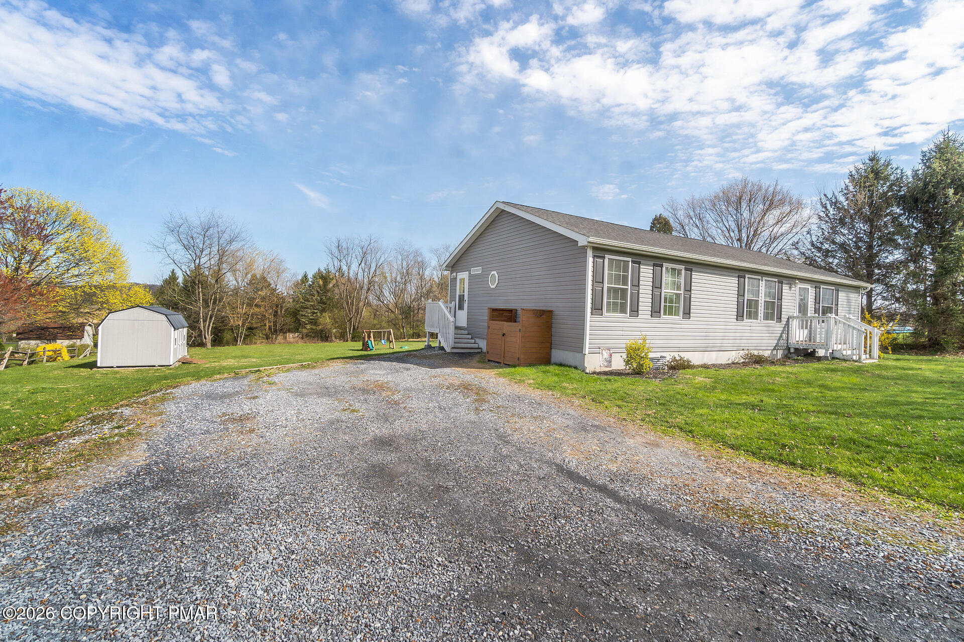 838 South Dogwood Road Walnutport, PA 18088 - Photo 5 of 45 5