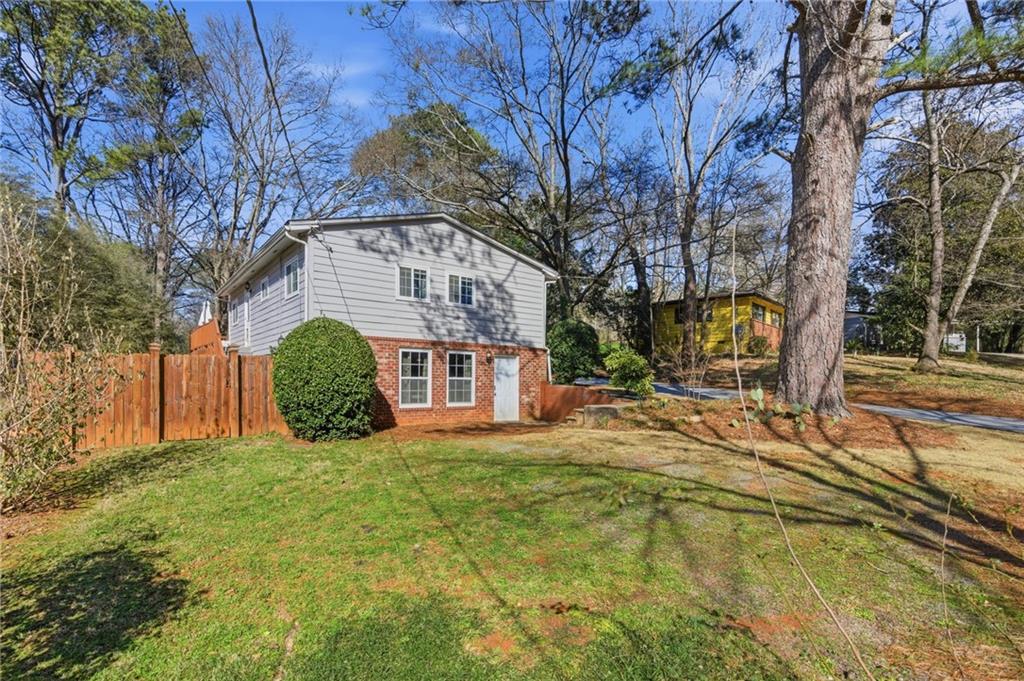 3112 Dove Way Decatur, GA 30033 - Photo 1 of 38