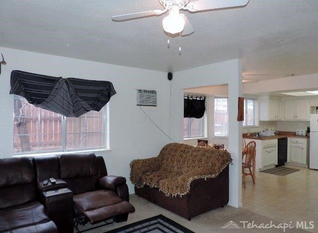 22117 Copper Street Tehachapi, CA 93561 - Photo 5 of 30 Gallery Image 5