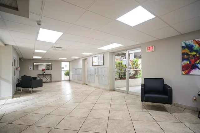 $139,000 | 3920 Inverrary Boulevard, Unit 404C, Lauderhill, FL 33319