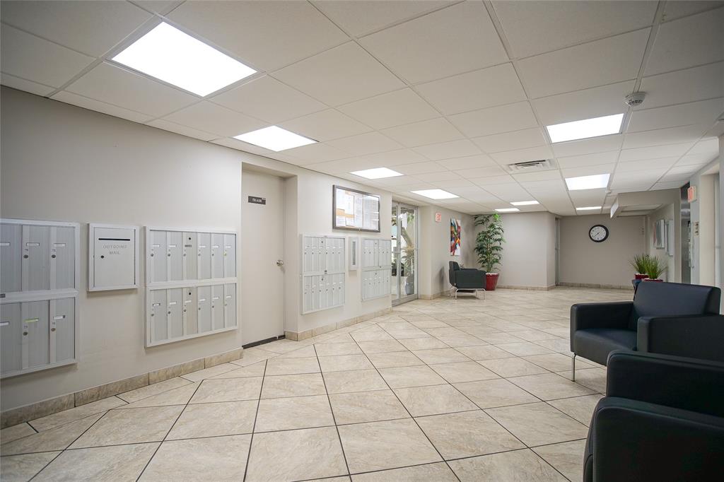 3920 Inverrary Boulevard, Unit 404C Lauderhill, FL 33319 - Photo 37 of 51