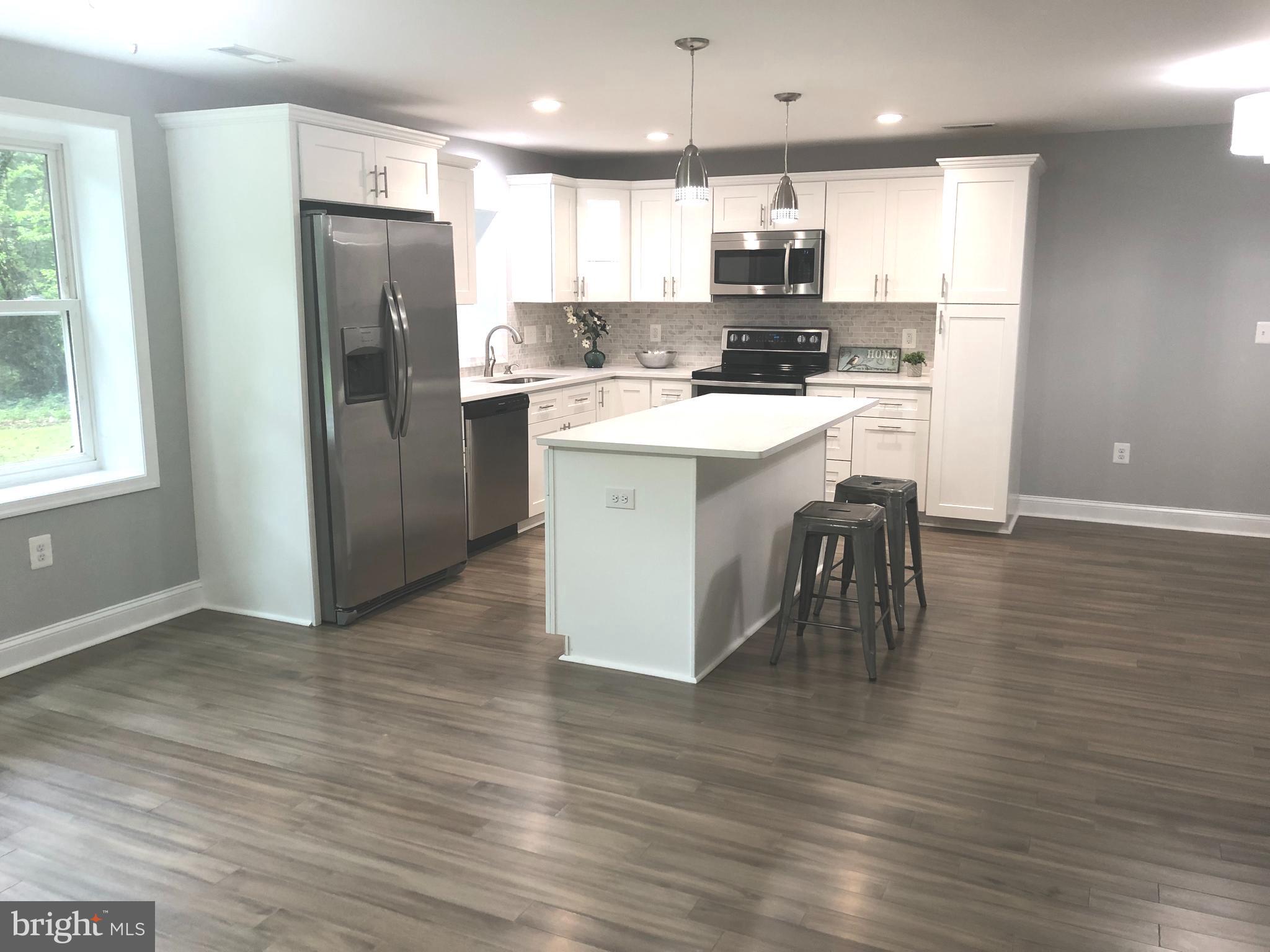 1288 Ritchie Highway Arnold, MD 21012 - Photo 3 of 27 Gallery Image 3