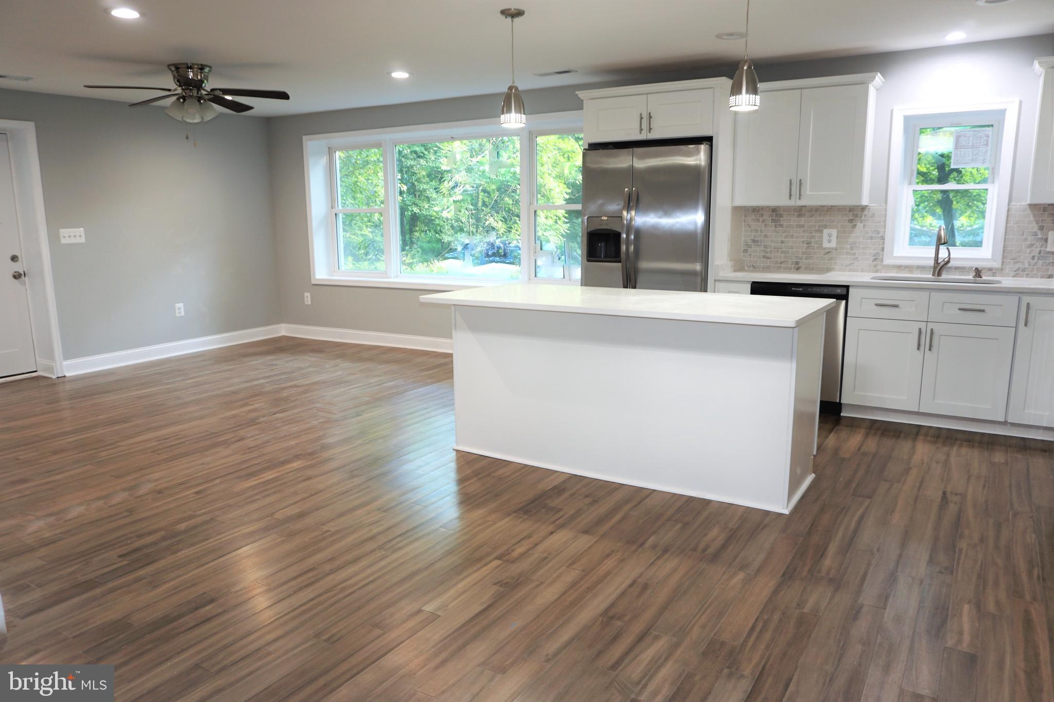 1288 Ritchie Highway Arnold, MD 21012 - Photo 4 of 27 Gallery Image 4