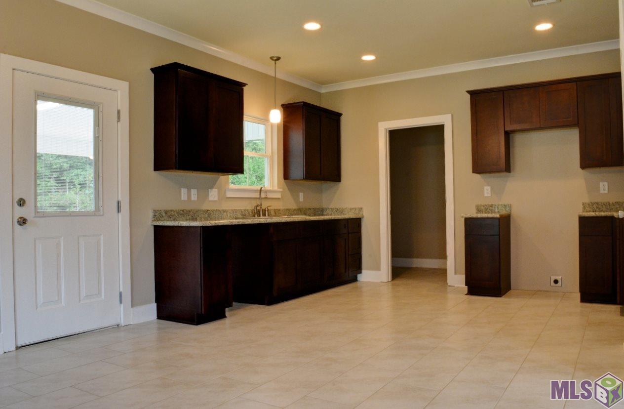30674 Milton Road Walker, LA 70785 - Photo 4 of 26 Gallery Image 4