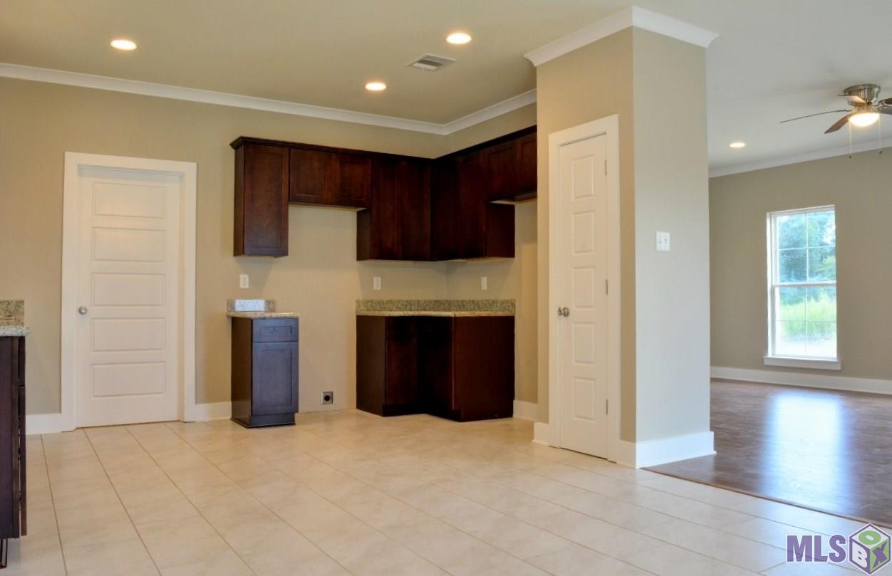 30674 Milton Road Walker, LA 70785 - Photo 7 of 26 Gallery Image 7