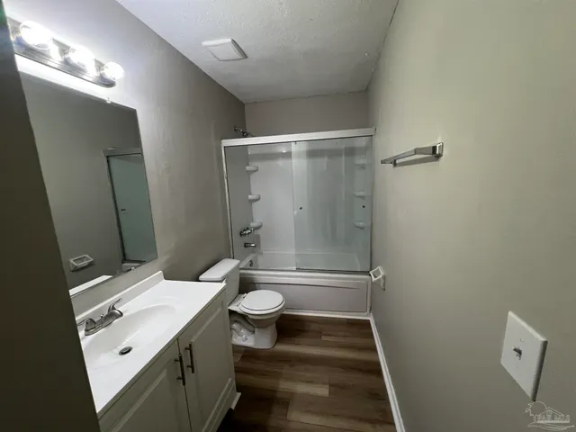 $1,050 | 821 Calhoun Avenue, Unit A, Pensacola, FL 32507