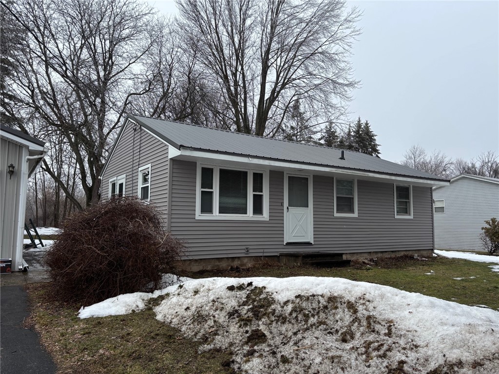 9 Nelson Street Murray, NY 14470 - Photo 1 of 1