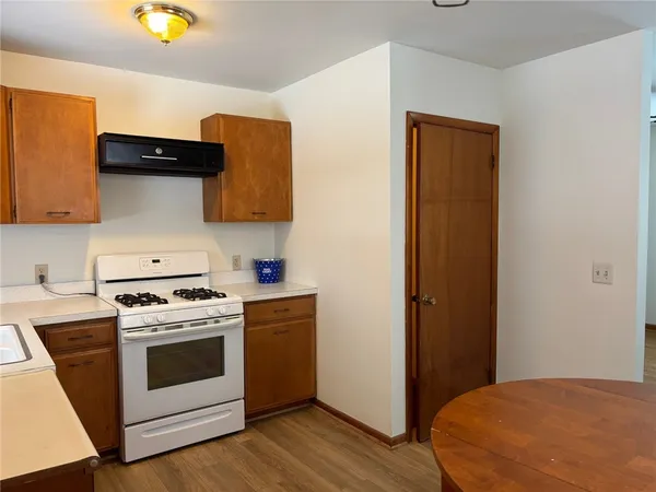 $177,900 | 9 Nelson Street, Murray, NY 14470