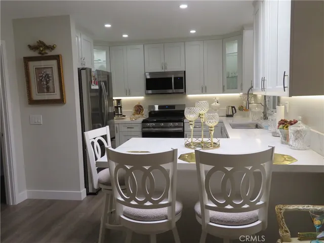 $322,500 | 3761 Lake Glen Drive, Unit 146, Yorba Linda, CA 92886