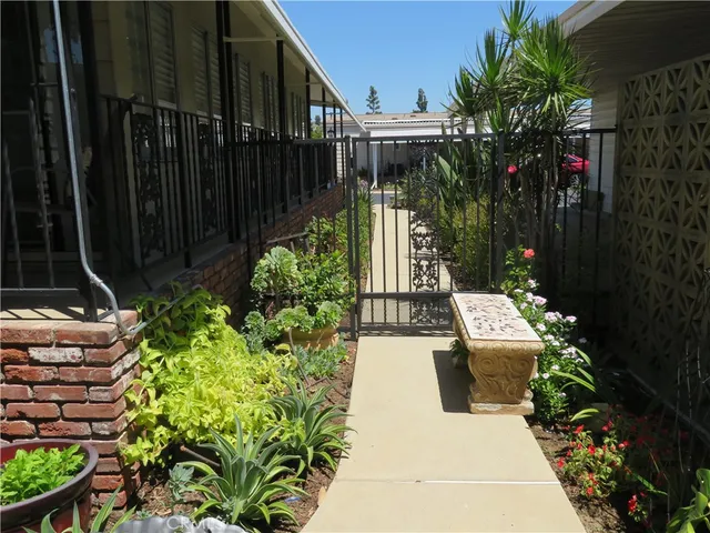 $322,500 | 3761 Lake Glen Drive, Unit 146, Yorba Linda, CA 92886