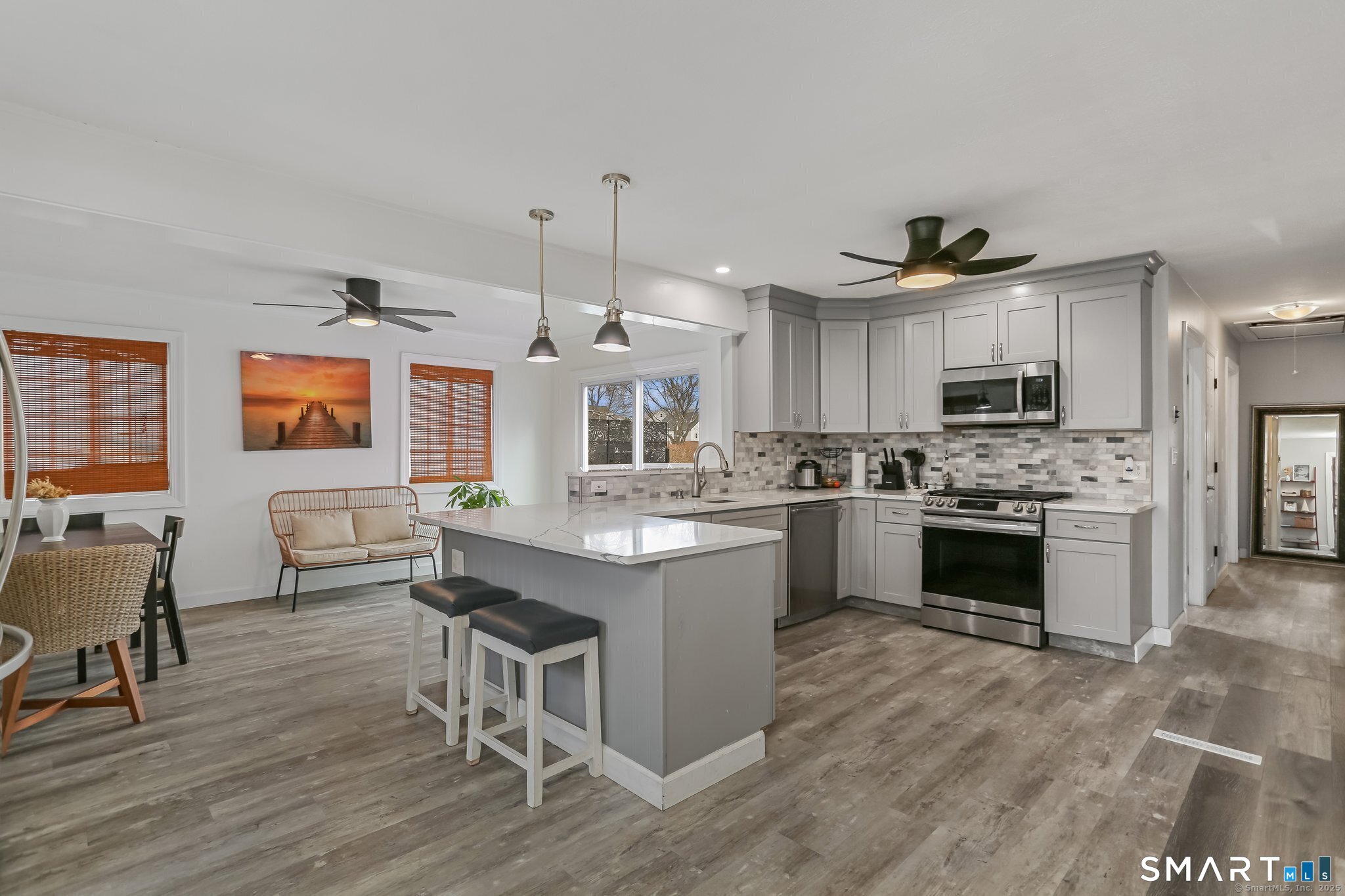 217 Merwin Avenue Milford, CT 06460 - Photo 3 of 20