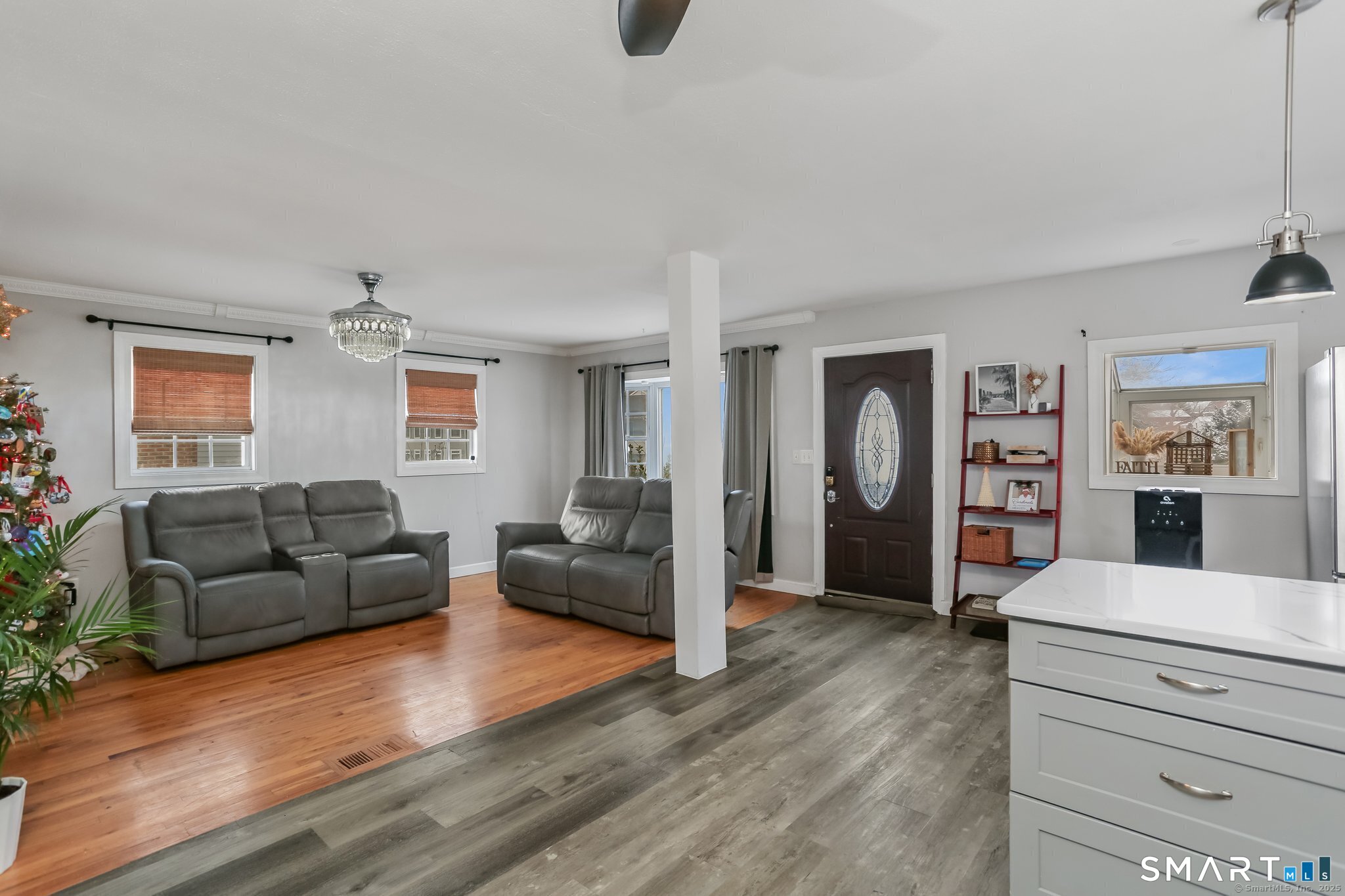 217 Merwin Avenue Milford, CT 06460 - Photo 4 of 20