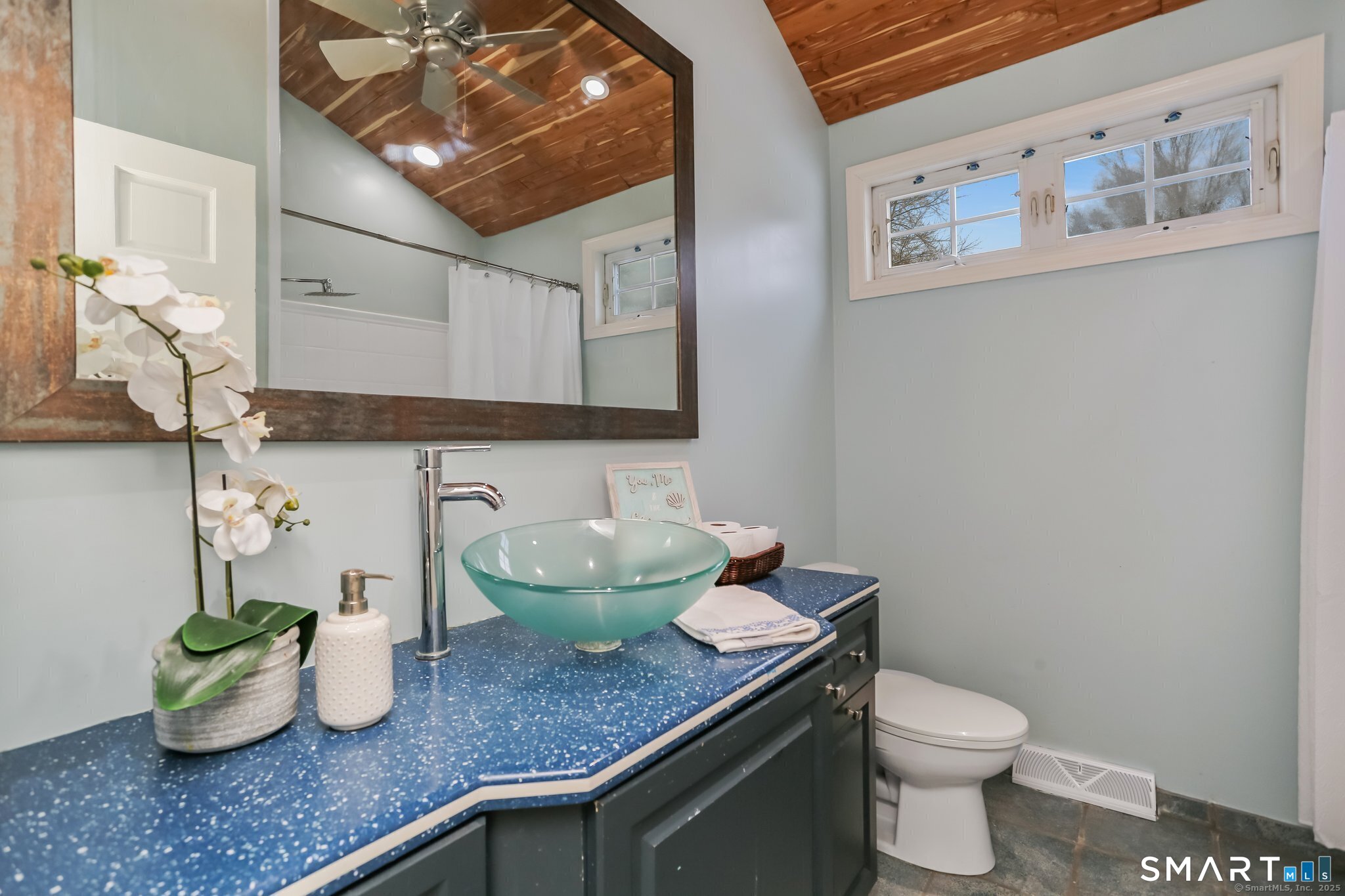 217 Merwin Avenue Milford, CT 06460 - Photo 9 of 20