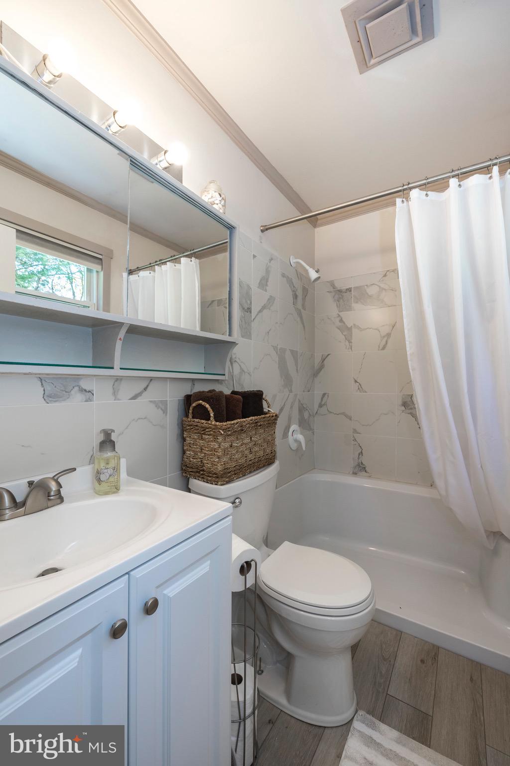 201 Locust Lane Exton, PA 19341 - Photo 15 of 27 Gallery Image 15
