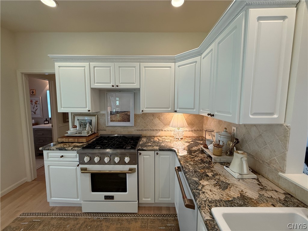 8484 Gaskin Road Clay, NY 13027 - Photo 16 of 50 Gallery Image 16