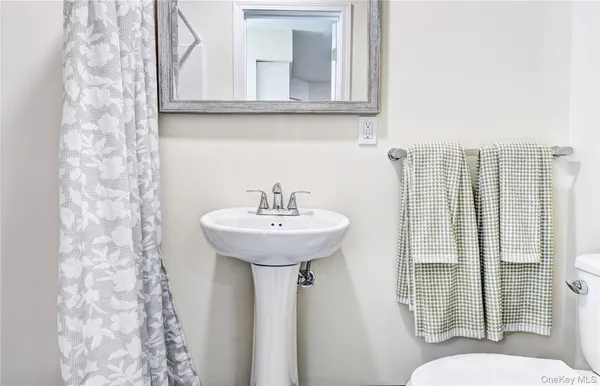 $2,500 | 9 Moka Place, Saugerties, NY 12477