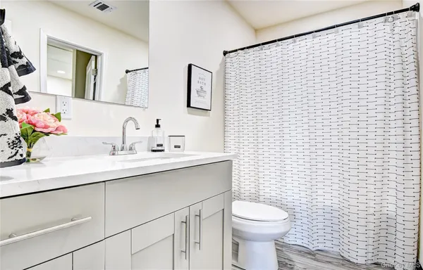 $2,500 | 9 Moka Place, Saugerties, NY 12477