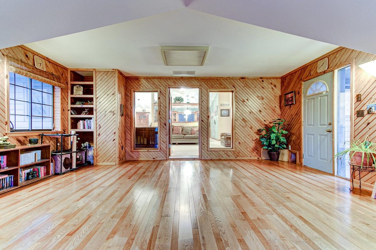 11105 Southwest 56th Terrace Augusta, KS 67010 - Photo 12 of 36