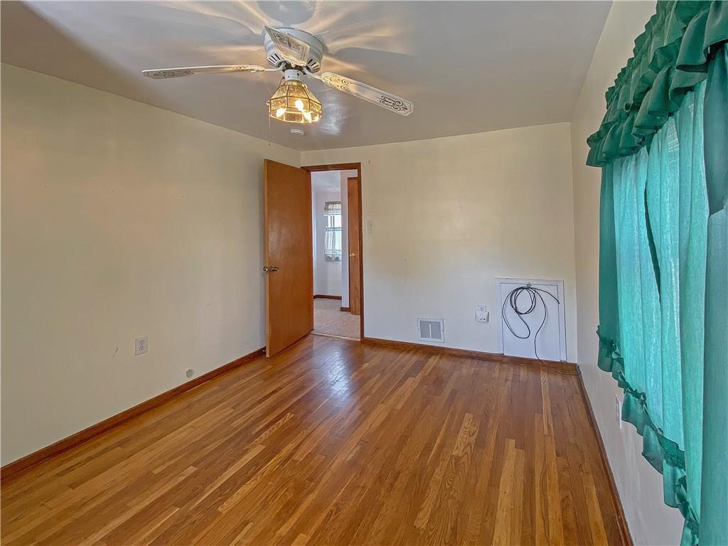 560 Adams Street Rochester, PA 15074 - Photo 16 of 25