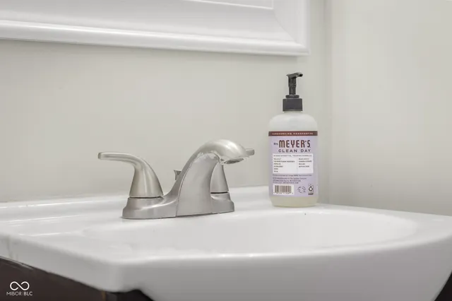 $324,900 | 818 Sycamore Street, Columbus, IN 47201