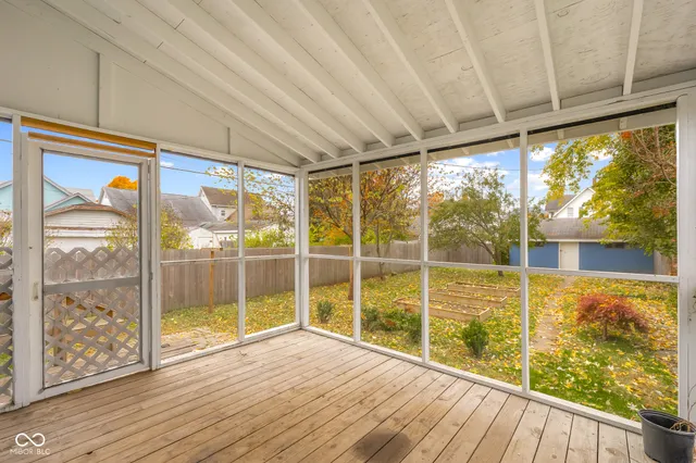 $324,900 | 818 Sycamore Street, Columbus, IN 47201