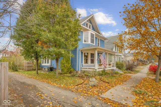 $324,900 | 818 Sycamore Street, Columbus, IN 47201