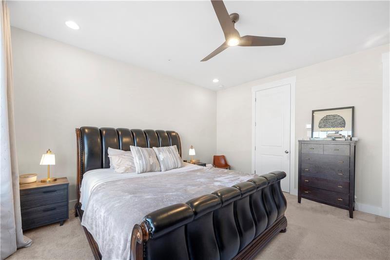 269 Castleberry Station Drive Southwest Atlanta, GA 30313 - Photo 11 of 28