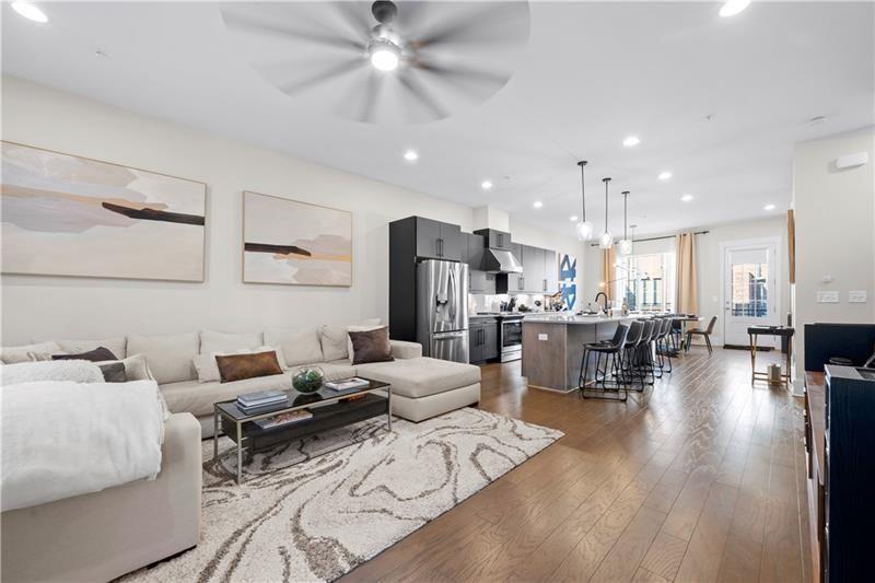 269 Castleberry Station Drive Southwest Atlanta, GA 30313 - Photo 6 of 28