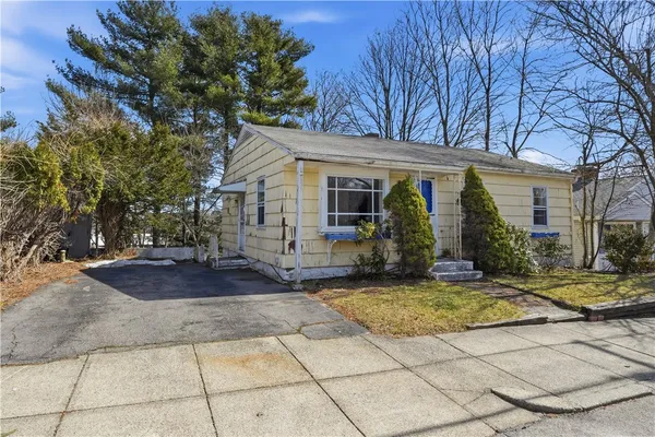 $349,000 | 128 Clifford Street, Pawtucket, RI 02860