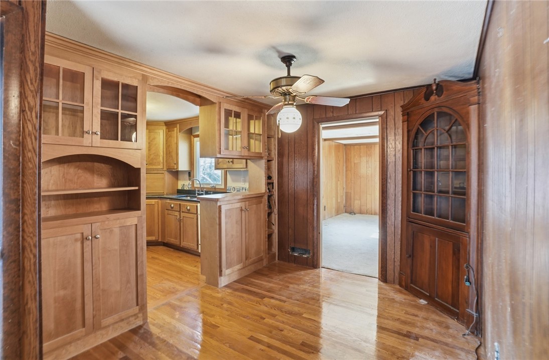 128 Clifford Street Pawtucket, RI 02860 - Photo 9 of 36