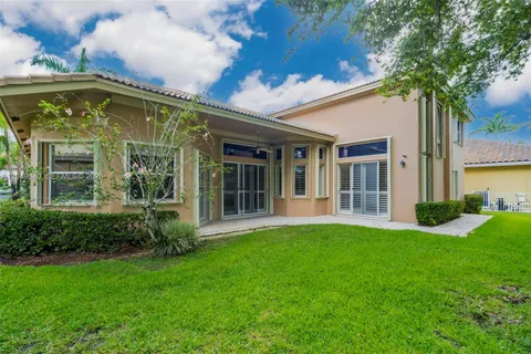 $975,000 | 1811 Northwest 168th Avenue, Pembroke Pines, FL 33028