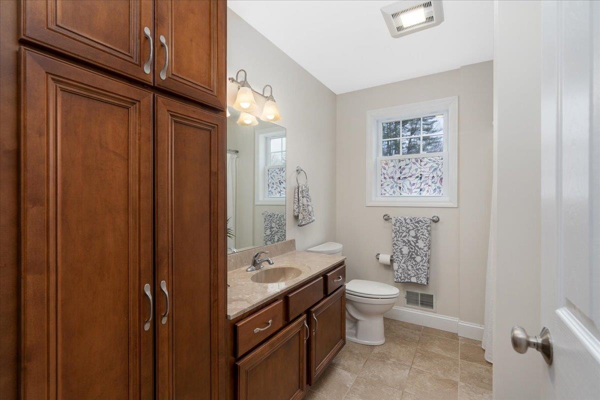 10 Marion's Way Bow, NH 03304 - Photo 18 of 32