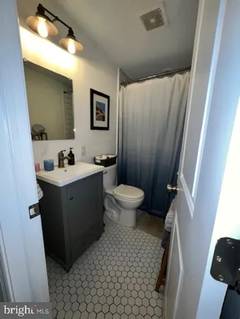 $2,495 | 659 Downingtown Pike, West Chester, PA 19380