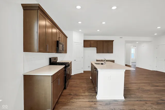 $397,990 | 7595 Bluegill Drive, Noblesville, IN 46062