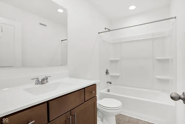 $397,990 | 7595 Bluegill Drive, Noblesville, IN 46062