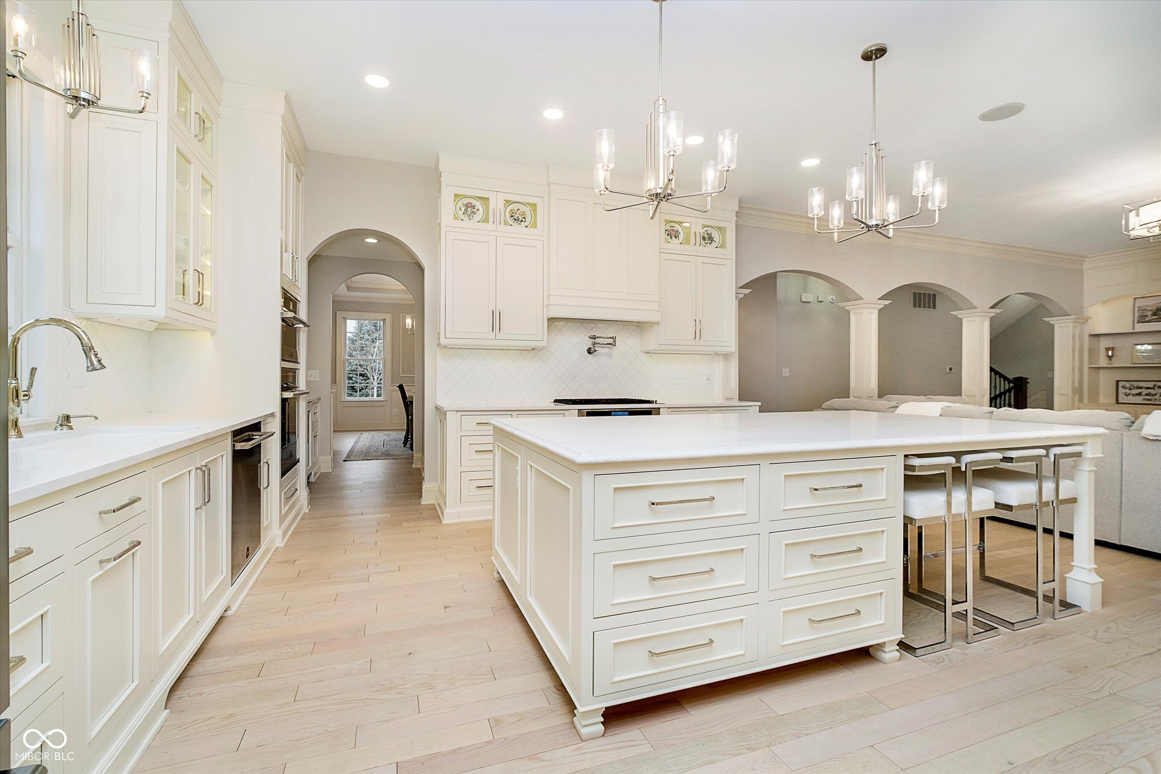 1997 Finchley Road Carmel, IN 46032 - Photo 3 of 63