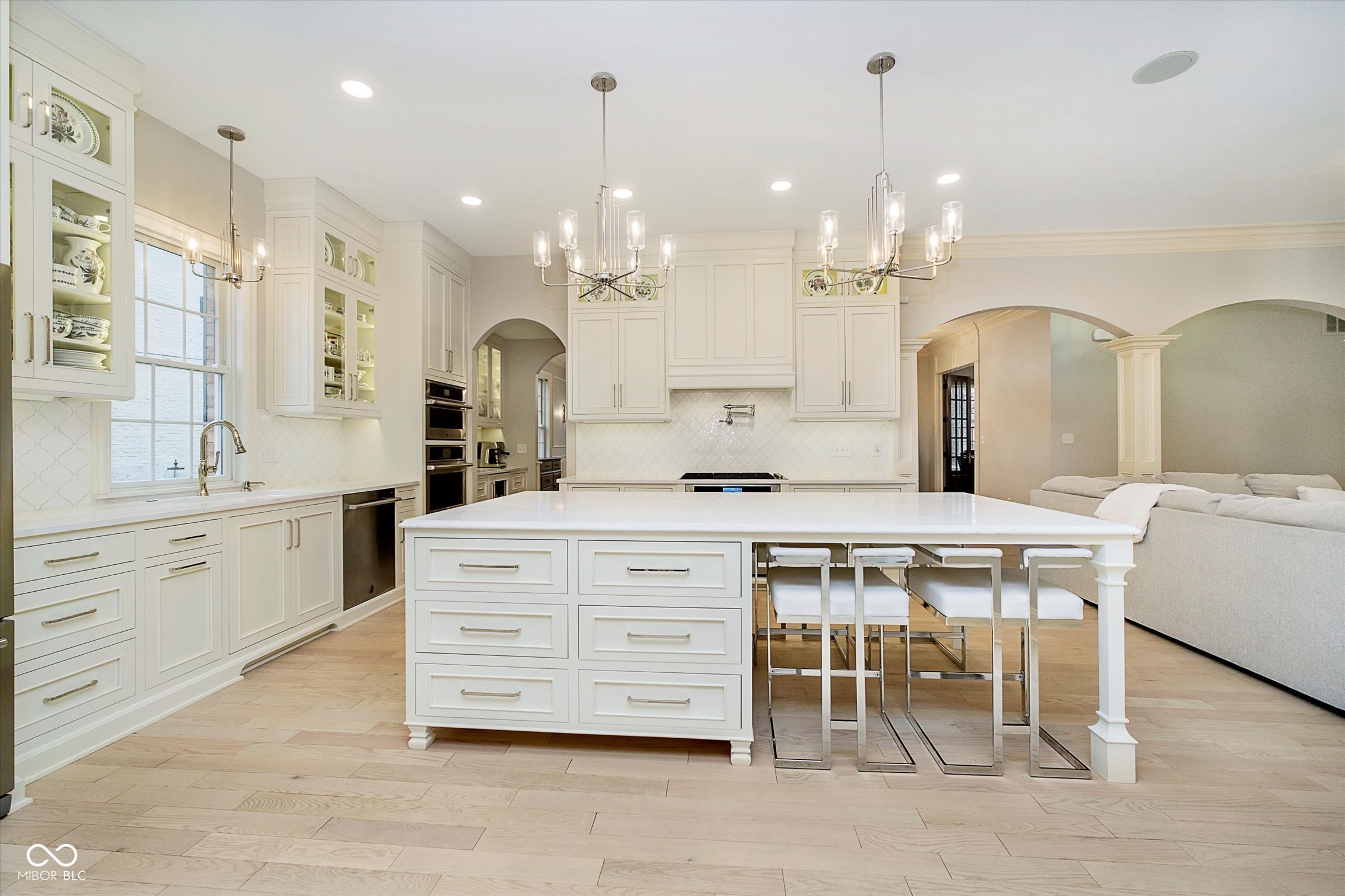 1997 Finchley Road Carmel, IN 46032 - Photo 4 of 63